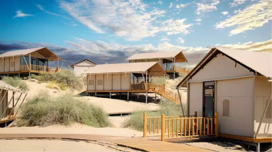 图开沙漠帐篷酒店项目